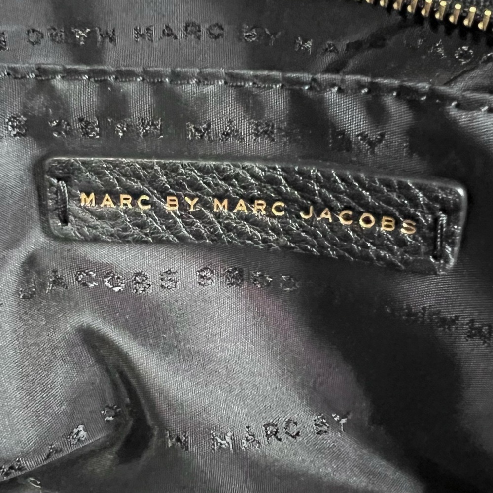 Marc by Marc Jacobs Too Hot To Handle Bentley Tote Bag - Picture 8 of 16